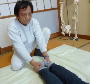踵捻転 class=